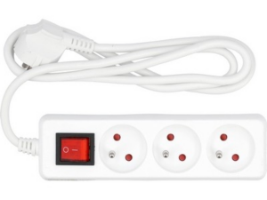 REGLETA DE EXTENSIÓN CON PUESTA A TIERRA CON INTERRUPTOR 3S 1,5M