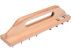 RASCADOR EN MADERA PARA YESO/PLADUR/HORMIGÓN AIRCRETE