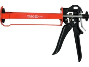 PISTOLA PARA CALAFATEAR 225 X 70 MM